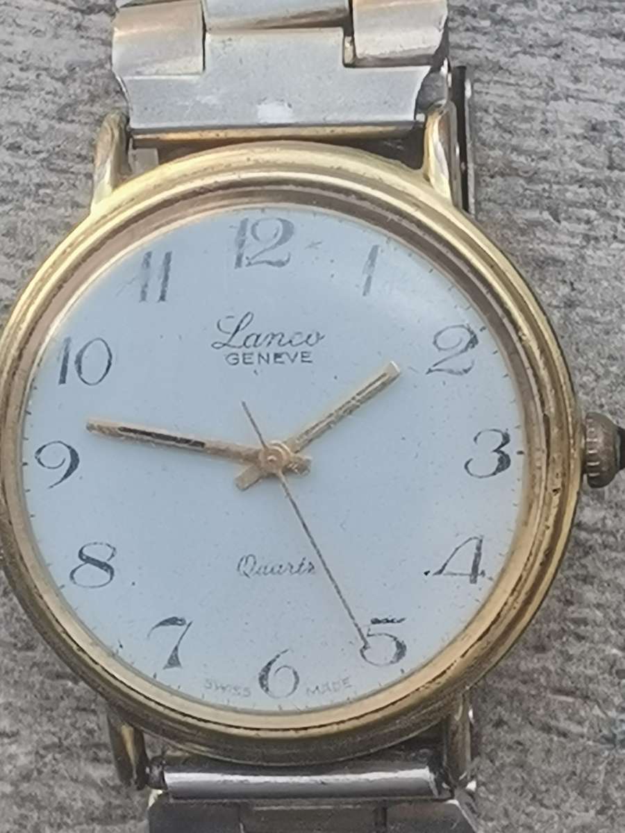 VINTAGE MENS GOLD LANCO GENEVE SWISS MADE QUARTZ WATCH - UNTESTED SELLING AS IS