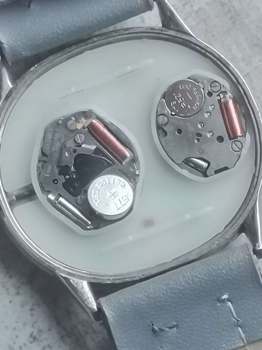 MENS NIXON STAR STRUCK WATCH IN EXCELLENT WORKING CONDITION