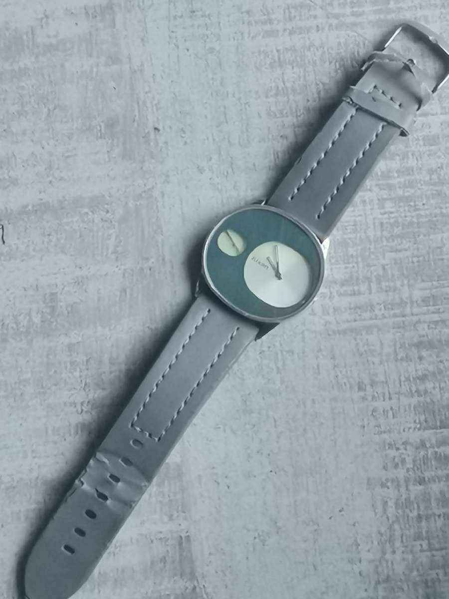 MENS NIXON STAR STRUCK WATCH IN EXCELLENT WORKING CONDITION