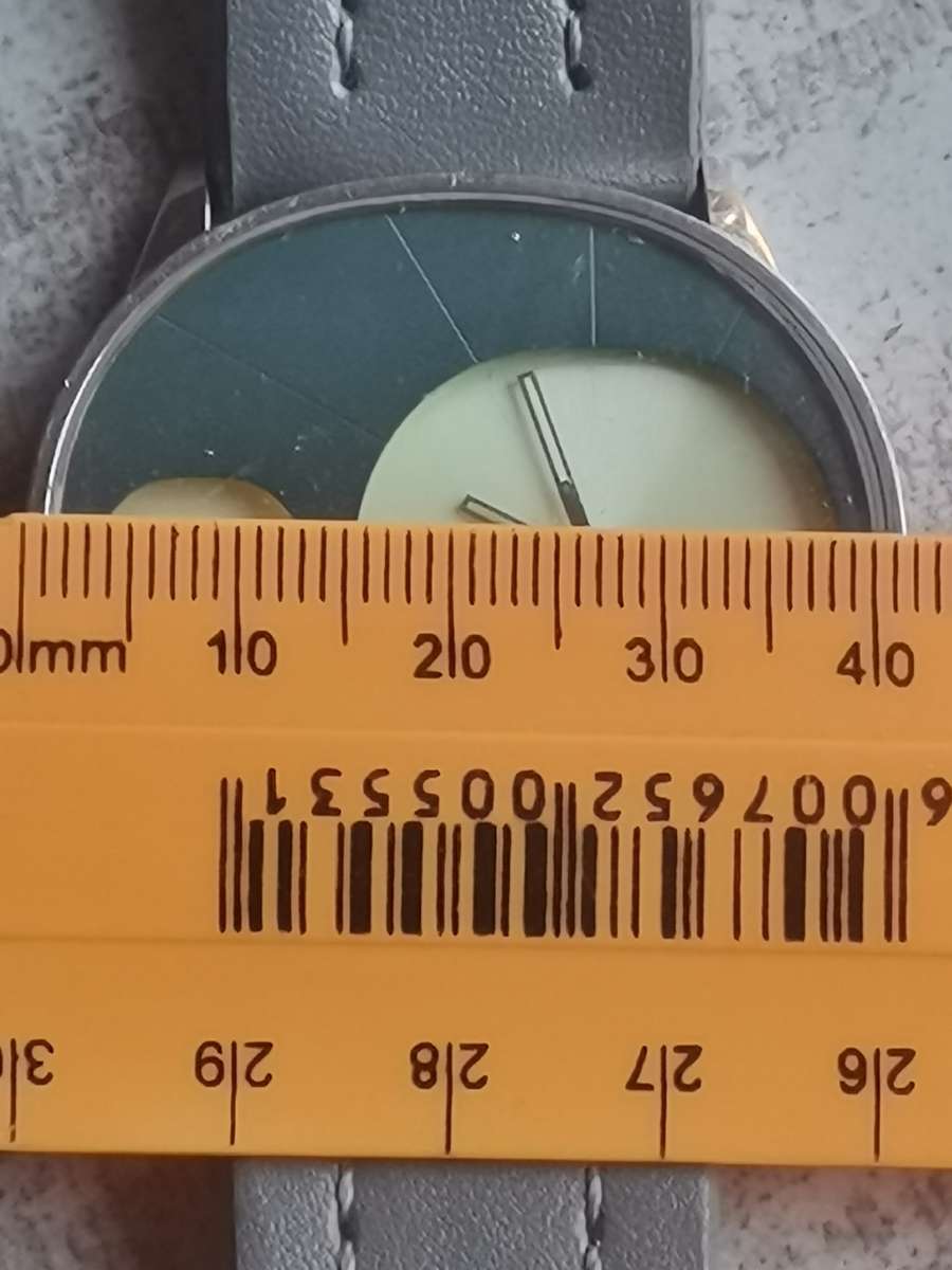 MENS NIXON STAR STRUCK WATCH IN EXCELLENT WORKING CONDITION