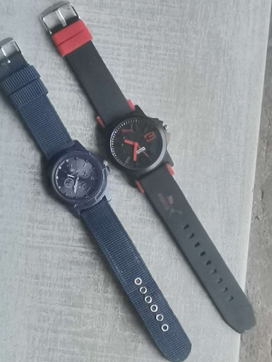 MENS WATCHES BOTH IN EXCELLENT WORKING CONDITION - BIDDING FOR BOTH