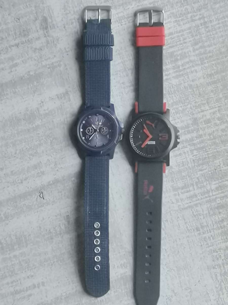 MENS WATCHES BOTH IN EXCELLENT WORKING CONDITION - BIDDING FOR BOTH