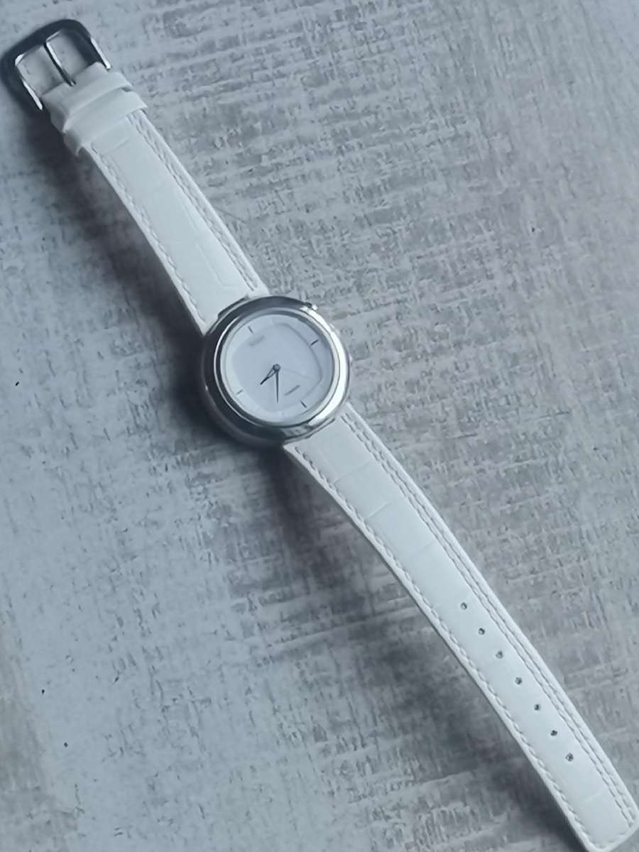 LADIES CASIO FELITE WATCH IN EXCELLENT WORKING CONDITION