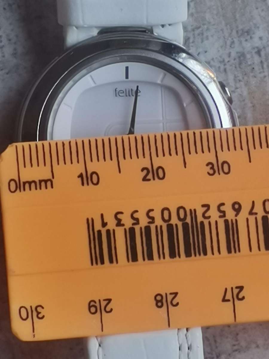 LADIES CASIO FELITE WATCH IN EXCELLENT WORKING CONDITION