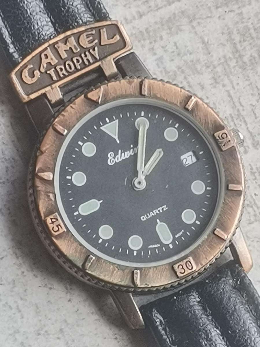 MENS VINTAGE EDWIN CAMEL WATCH IN EXCELLENT WORKING CONDITION
