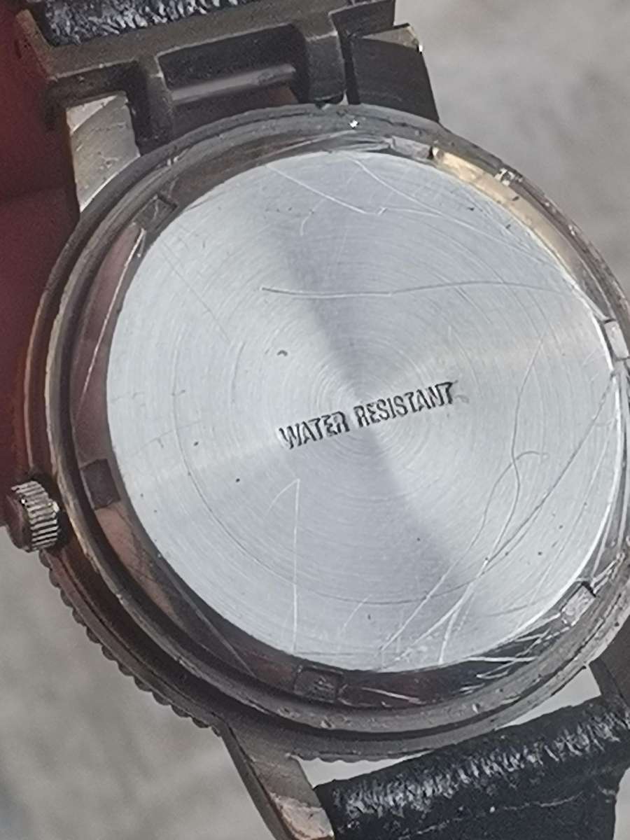 MENS VINTAGE EDWIN CAMEL WATCH IN EXCELLENT WORKING CONDITION