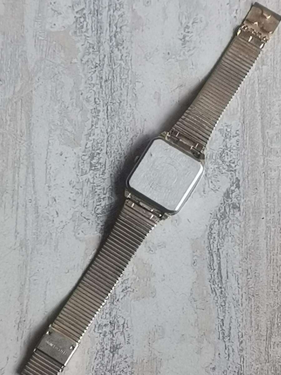 VINTAGE SEIKO MENS WATCH IN EXCELLENT WORKING CONDITION - PLEASE READ DESCRIPTION