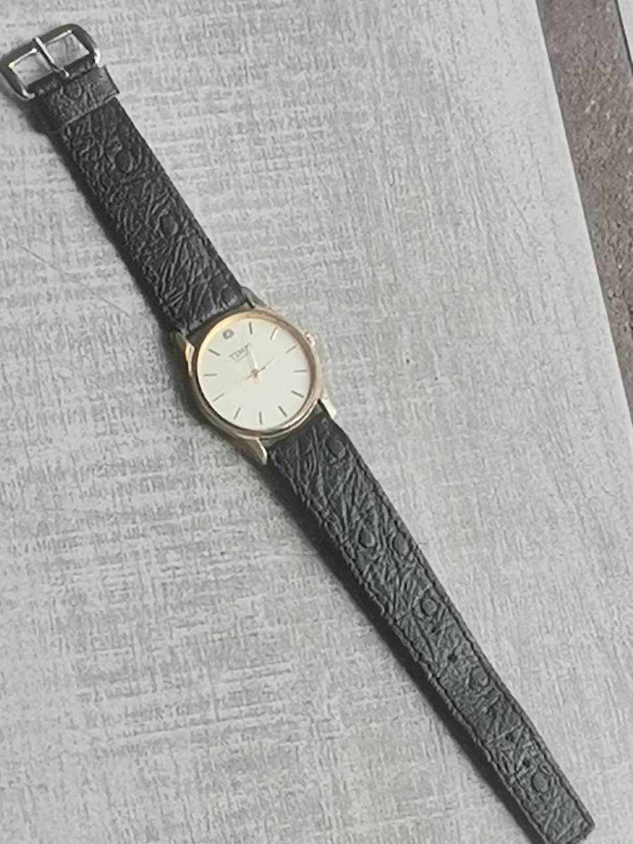 MENS TEMPO WATCH IN EXCELLENT WORKING CONDITION