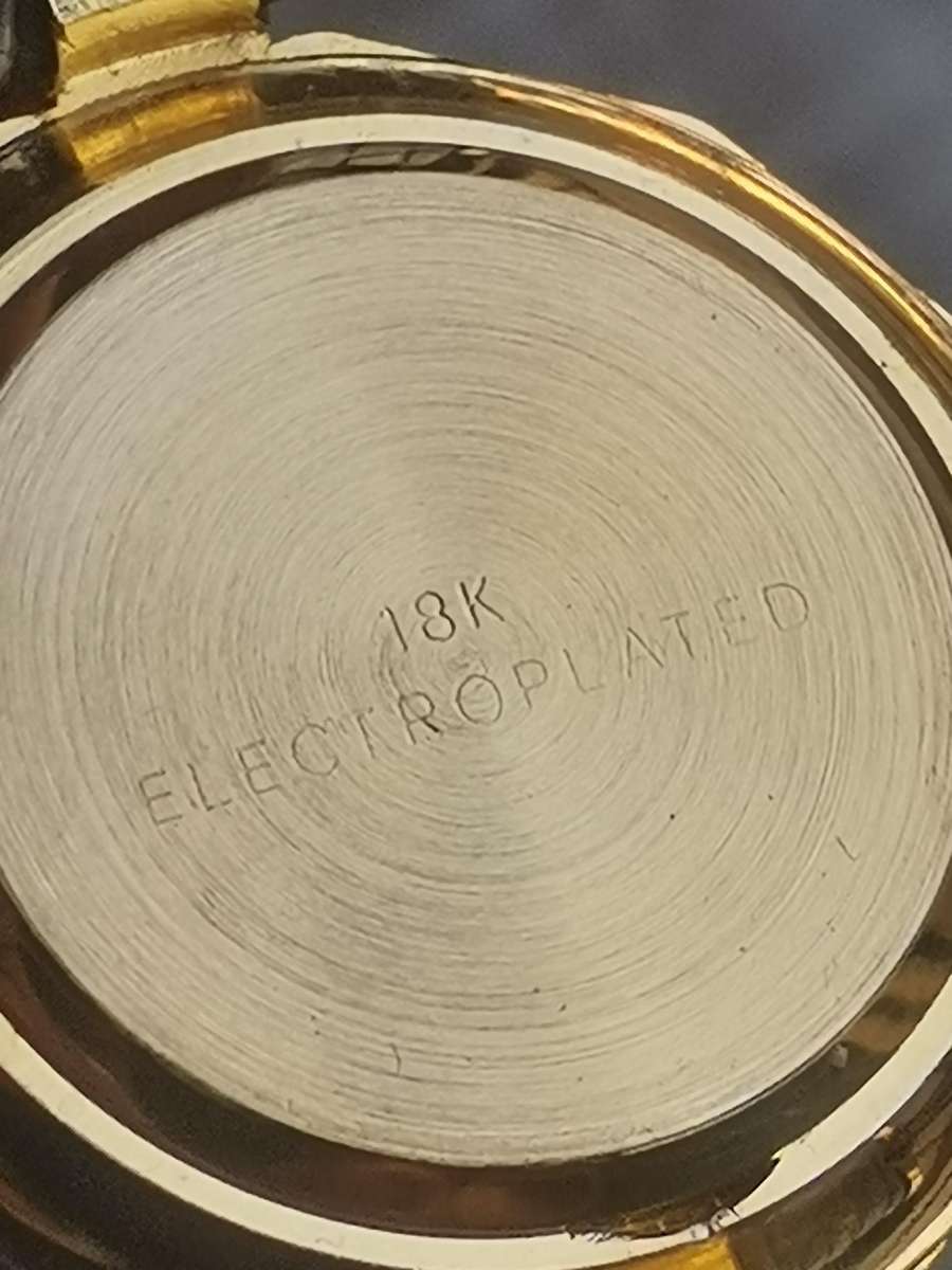 LADIES ZEEMEX WATCH IN EXCELLENT WORKING CONDITION