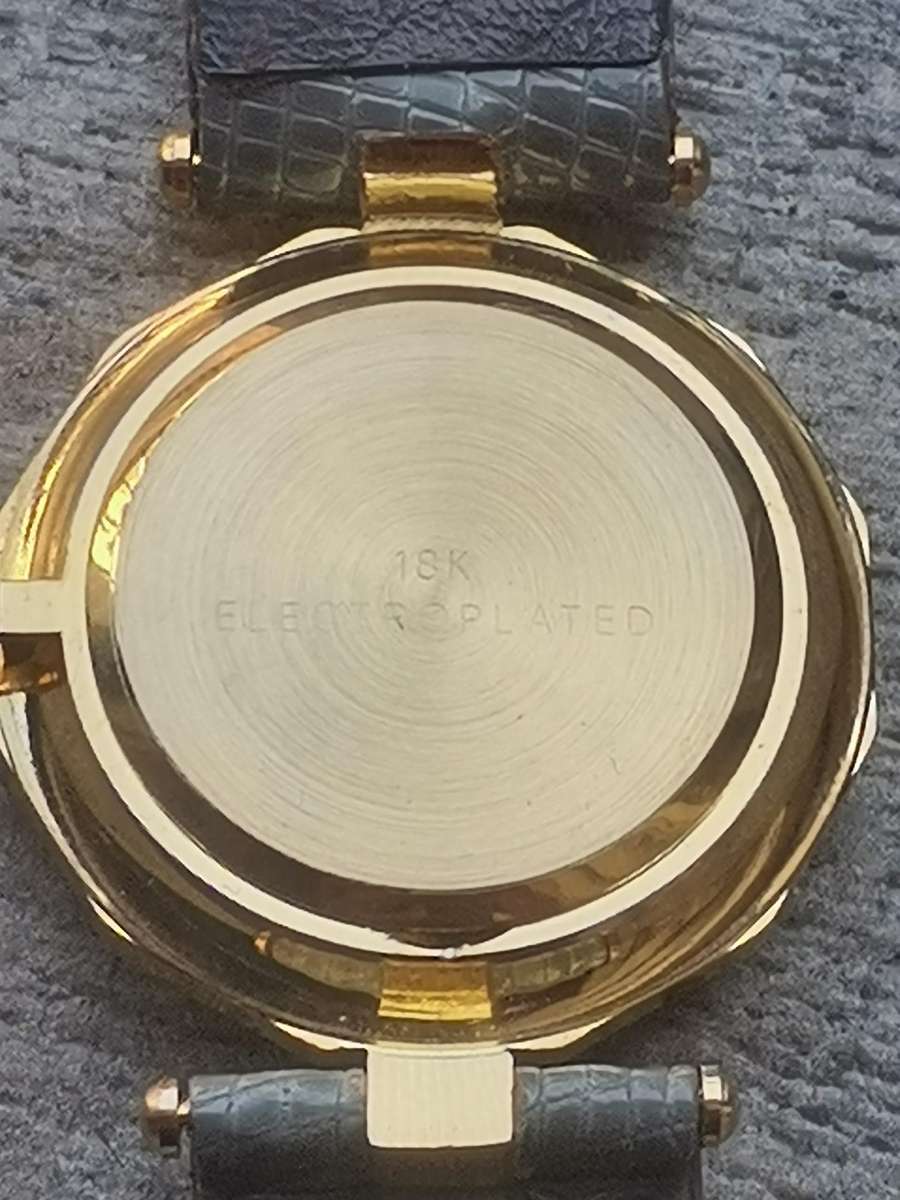 LADIES ZEEMEX WATCH IN EXCELLENT WORKING CONDITION