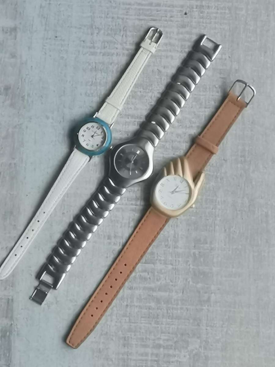 LADIES WATCH COLLECTION ALL IN EXCELLENT WORKING CONDITION - BIDDING FOR ALL 3 WATCHES