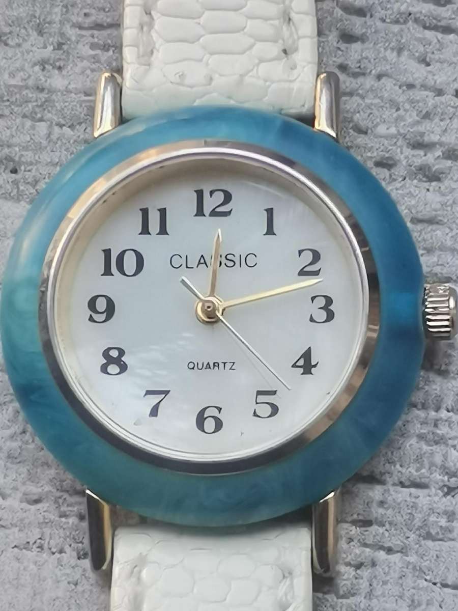 LADIES WATCH COLLECTION ALL IN EXCELLENT WORKING CONDITION - BIDDING FOR ALL 3 WATCHES