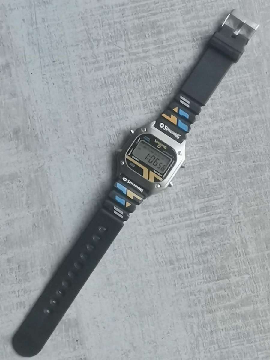 MENS VINTAGE SPALDING DIGITAL WATCH - READ DESCRIPTION