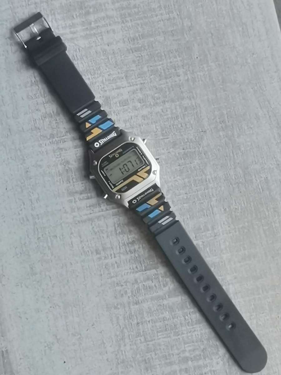 MENS VINTAGE SPALDING DIGITAL WATCH - READ DESCRIPTION