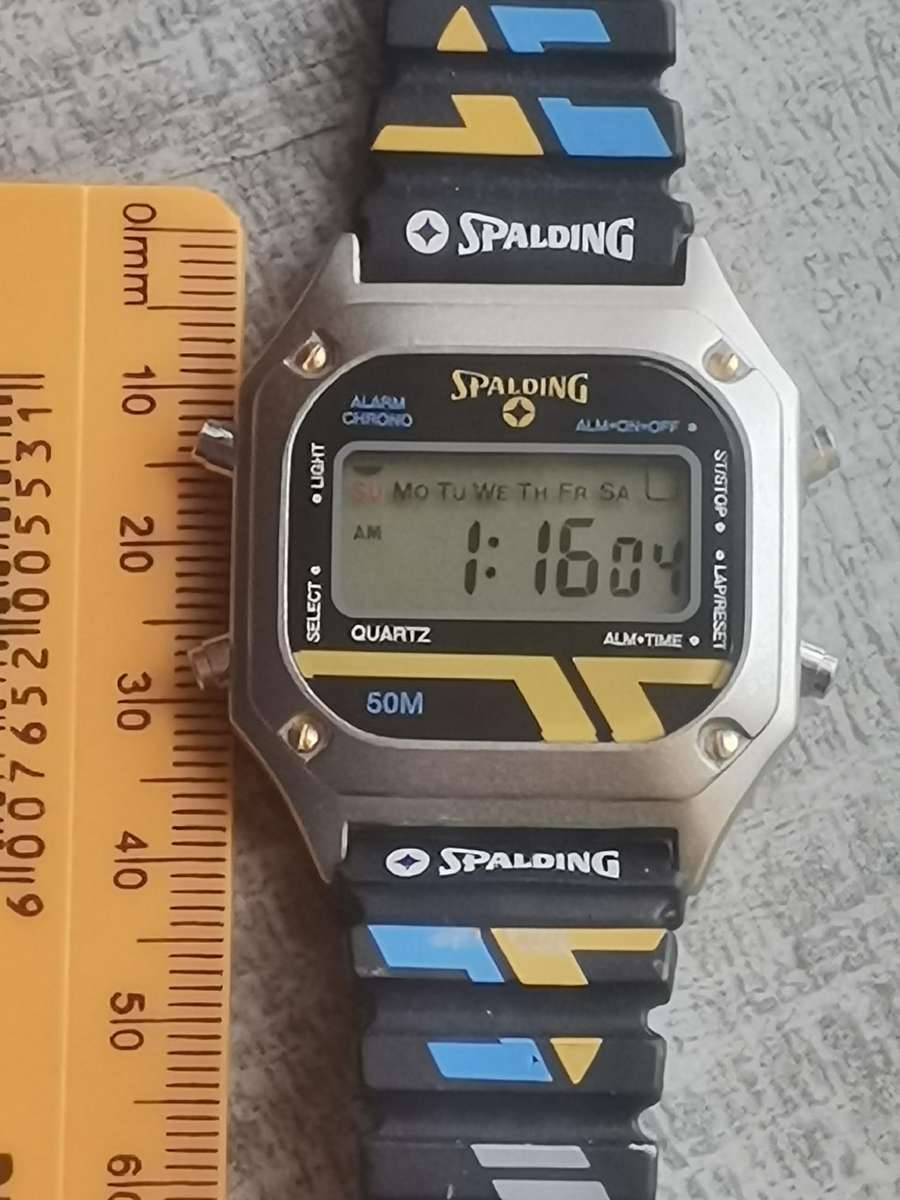 MENS VINTAGE SPALDING DIGITAL WATCH - READ DESCRIPTION