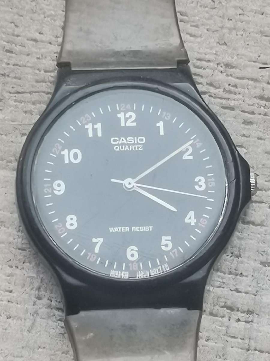 Men's Casio watches - bidding for both