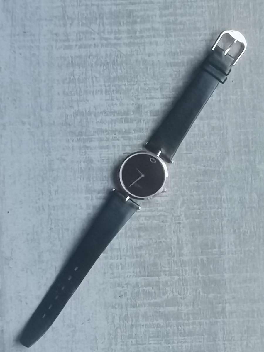 LADIES CHARLES DELON 24K GOLD PLATED WATCH IN EXCELLENT WORKING CONDITION