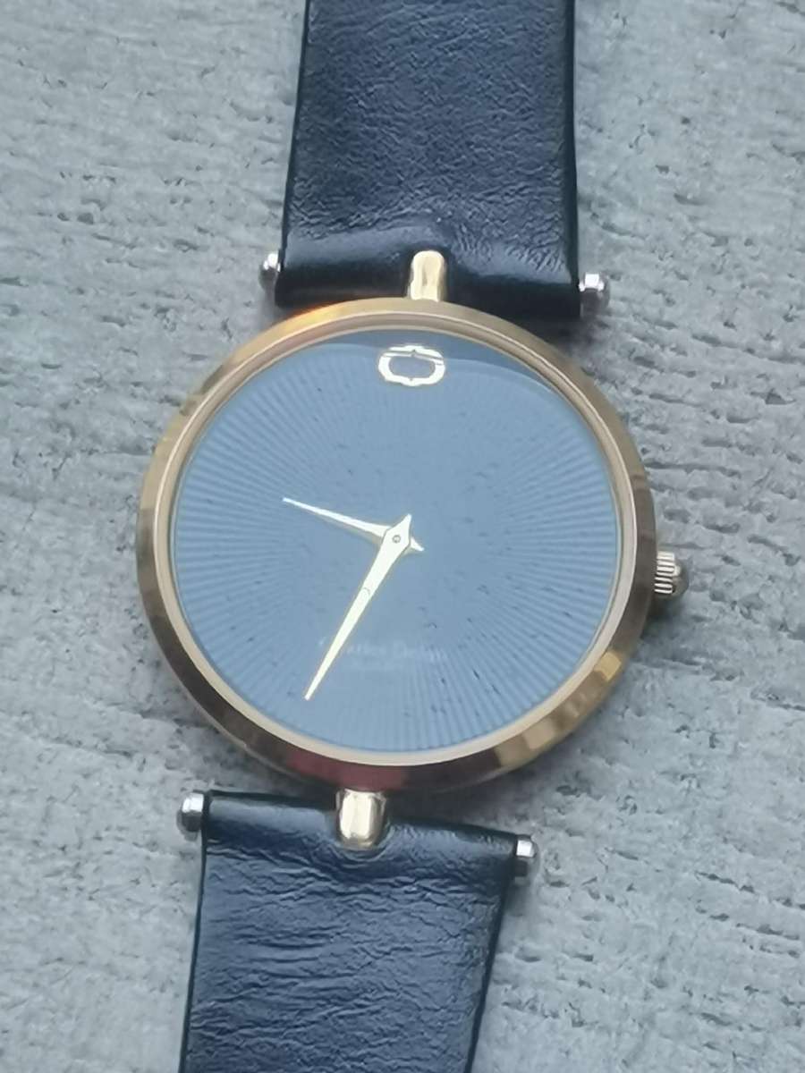 LADIES CHARLES DELON 24K GOLD PLATED WATCH IN EXCELLENT WORKING CONDITION