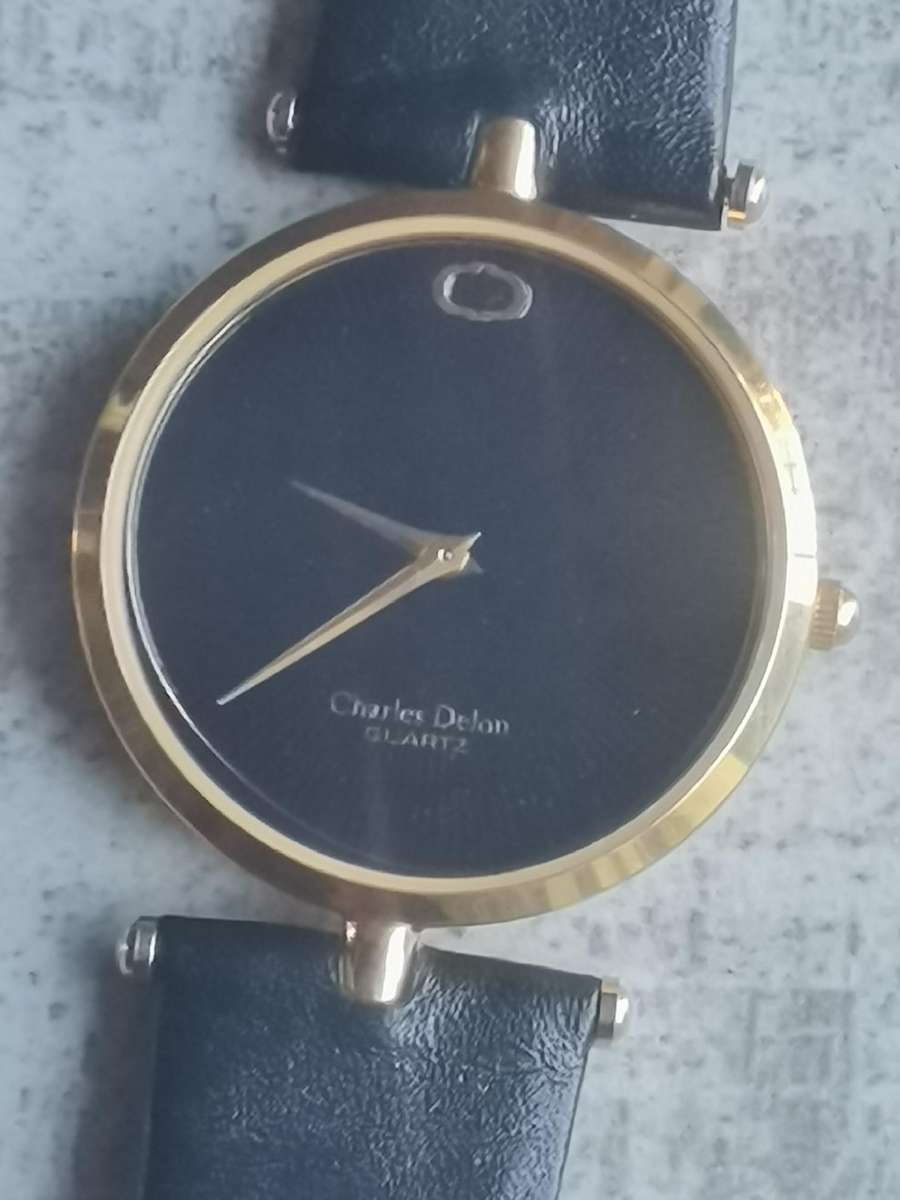 LADIES CHARLES DELON 24K GOLD PLATED WATCH IN EXCELLENT WORKING CONDITION