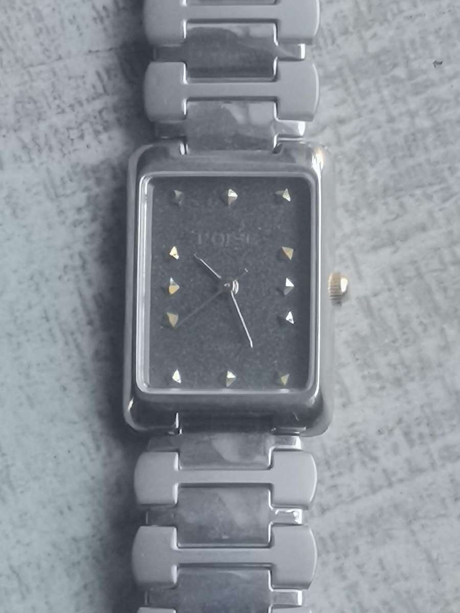 LADIES STAINLESS STEEL POISE WATCH IN EXCELLENT WORKING CONDITION