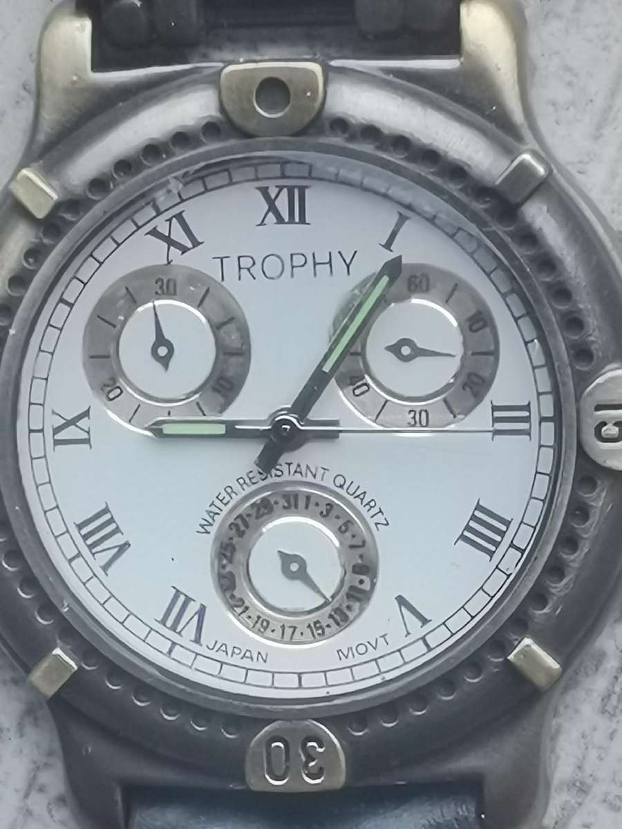 MENS VINTAGE TROPHY 3000 BRONZE WATCH IN EXCELLENT WORKING CONDITION