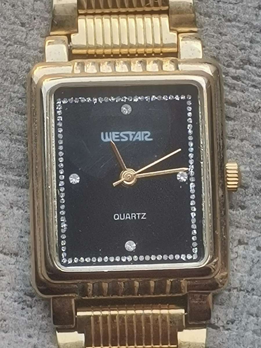 STUNNING LADIES WESTAR GOLD PLATED WATCH IN EXCELLENT WORKING CONDITION