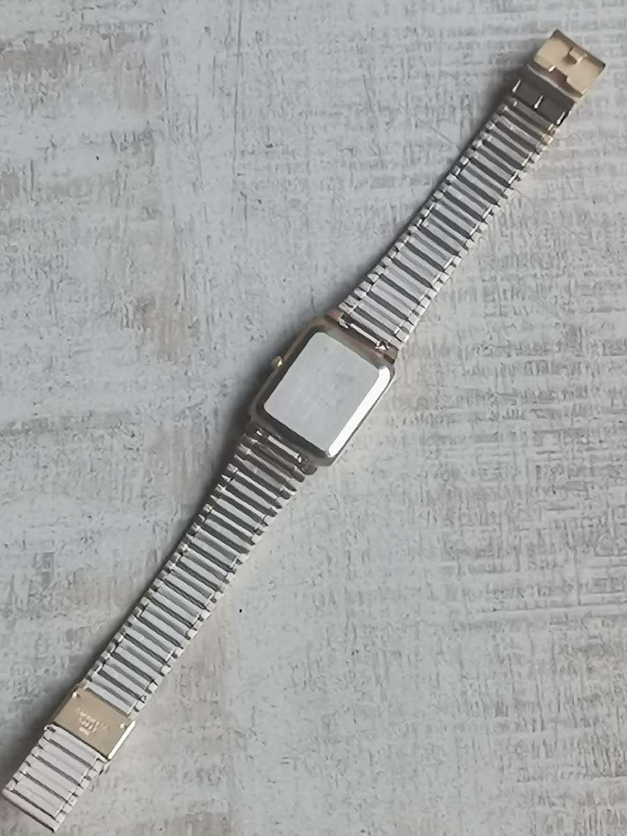 STUNNING LADIES WESTAR GOLD PLATED WATCH IN EXCELLENT WORKING CONDITION