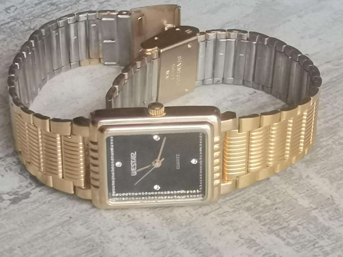 STUNNING LADIES WESTAR GOLD PLATED WATCH IN EXCELLENT WORKING CONDITION