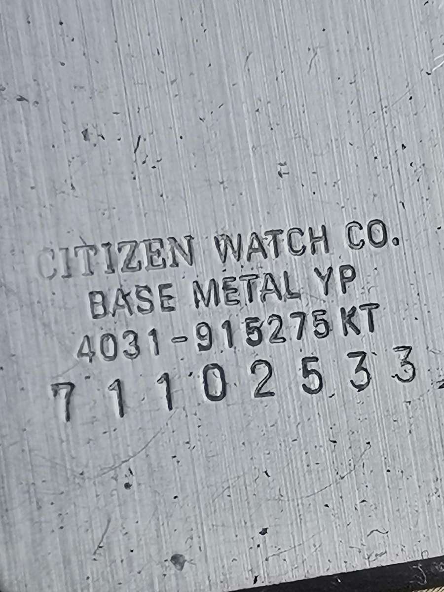 LADIES CITIZEN WATCH WITH EXTRA STRAP IN EXCELLENT WORKING CONDITION