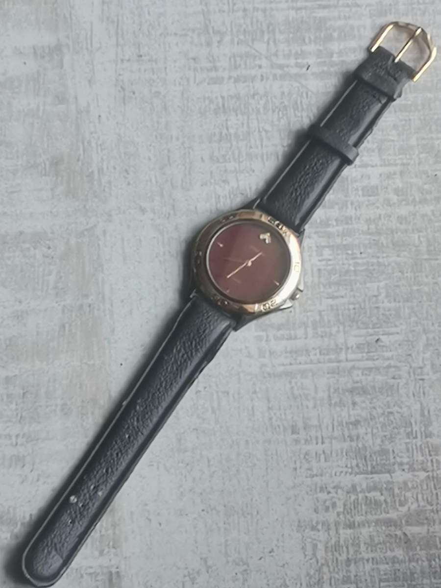 ELEGANT LADIES GONAJA GOLD PLATED WATCH IN EXCELLENT WORKING CONDITION