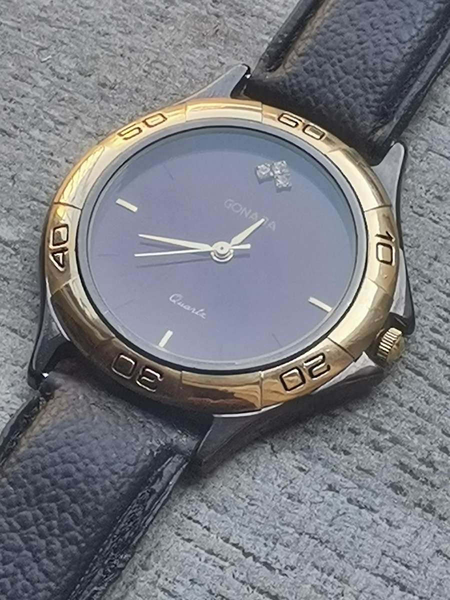 ELEGANT LADIES GONAJA GOLD PLATED WATCH IN EXCELLENT WORKING CONDITION