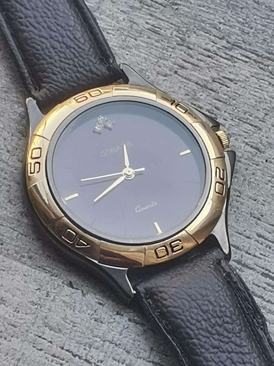 ELEGANT LADIES GONAJA GOLD PLATED WATCH IN EXCELLENT WORKING CONDITION