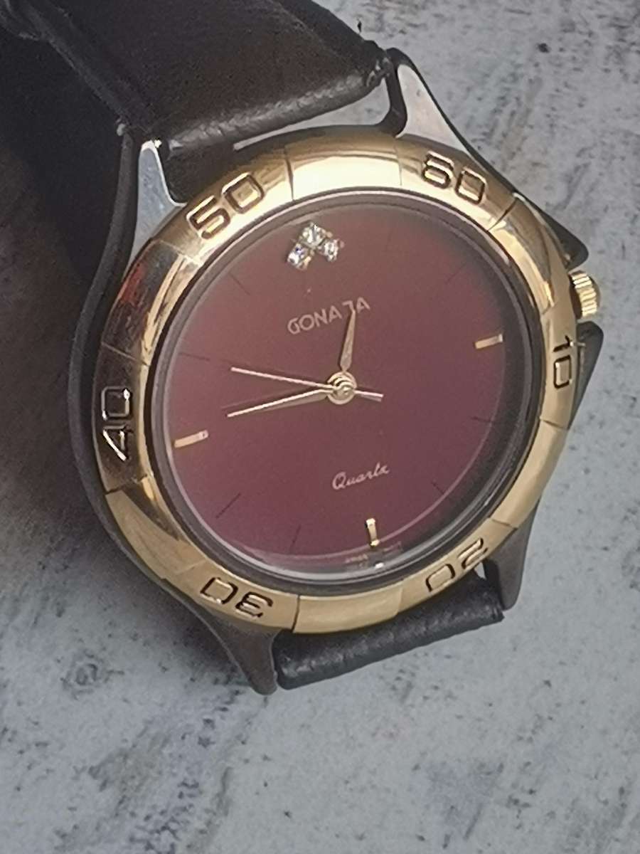 ELEGANT LADIES GONAJA GOLD PLATED WATCH IN EXCELLENT WORKING CONDITION