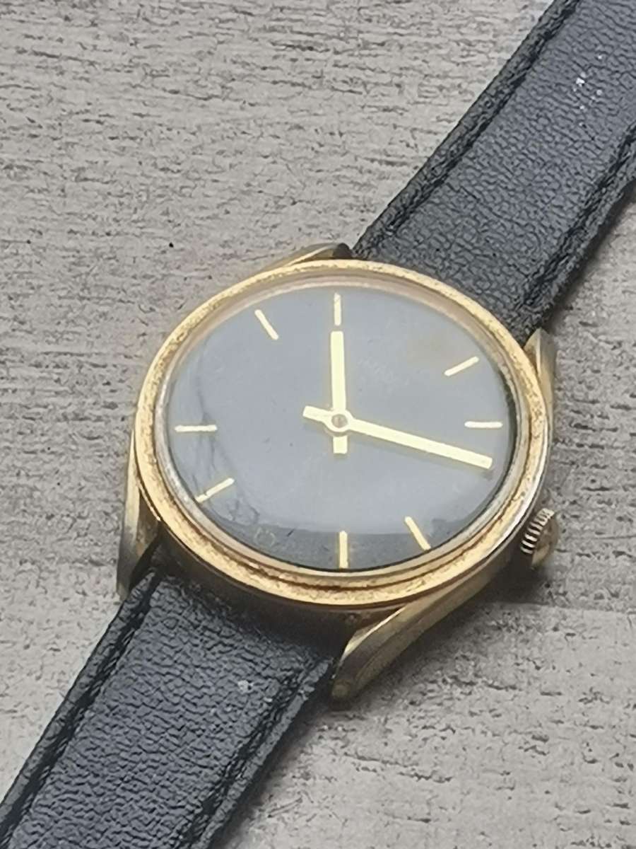 VINTAGE MENS ROMANO DELUXE 17 JEWELS WATCH IN EXCELLENT WORKING CONDITION