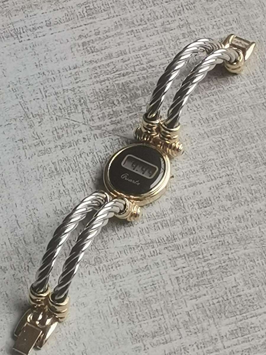 ELEGANT LADIES ROPE BRACELET DIGITAL WATCH IN EXCELLENT WORKING CONDITION