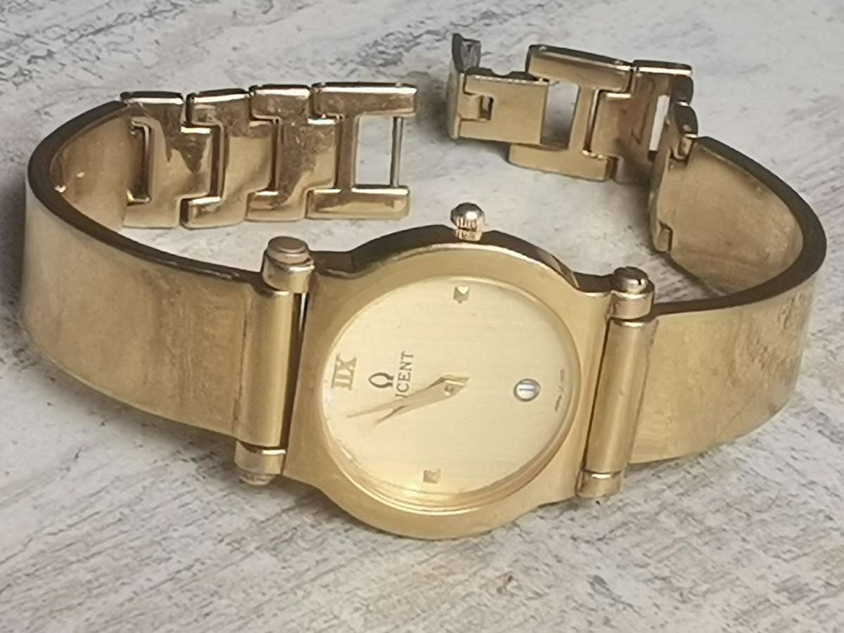 LADIES LUCENT GOLD PLATED WATCH IN EXCELLENT WORKING CONDITION