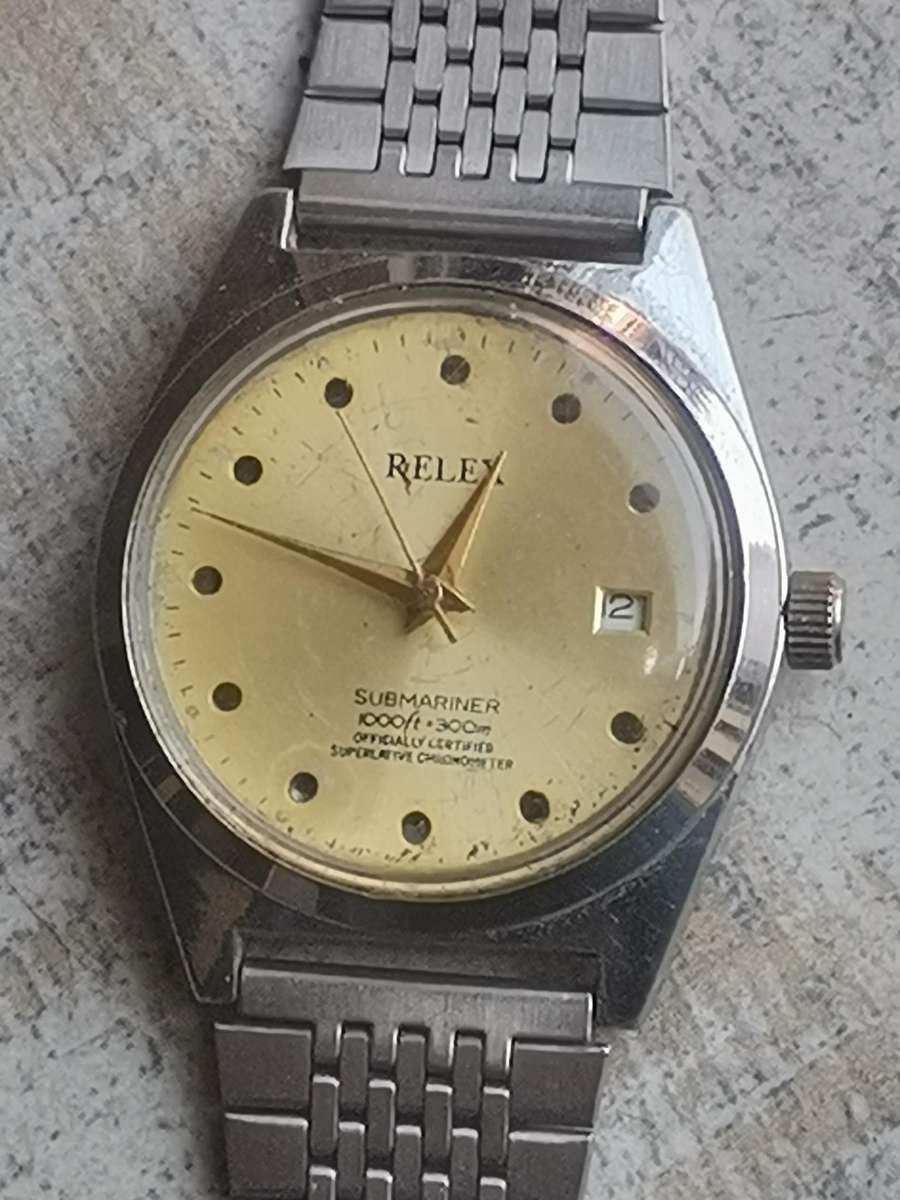 MENS VINTAGE WATCH COLLECTION ALL IN GOOD WORKING CONDITION