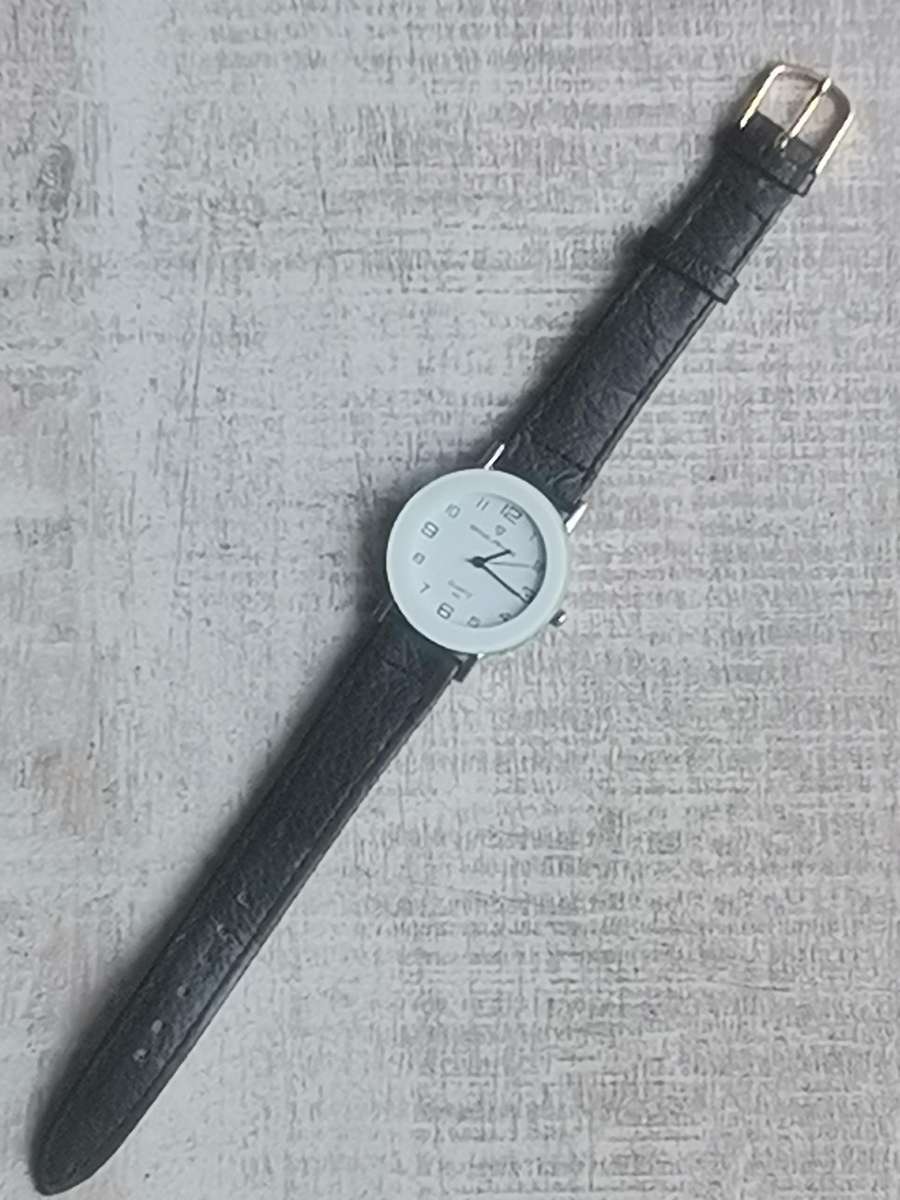 SKYLANGE DESIGNER MENS WATCH IN EXCELLENT WORKING CONDITION