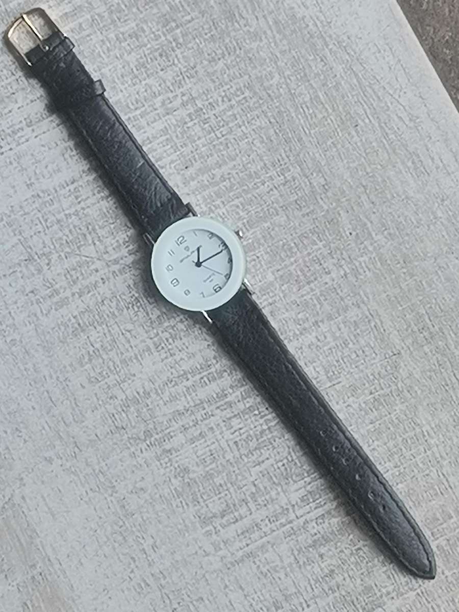 SKYLANGE DESIGNER MENS WATCH IN EXCELLENT WORKING CONDITION