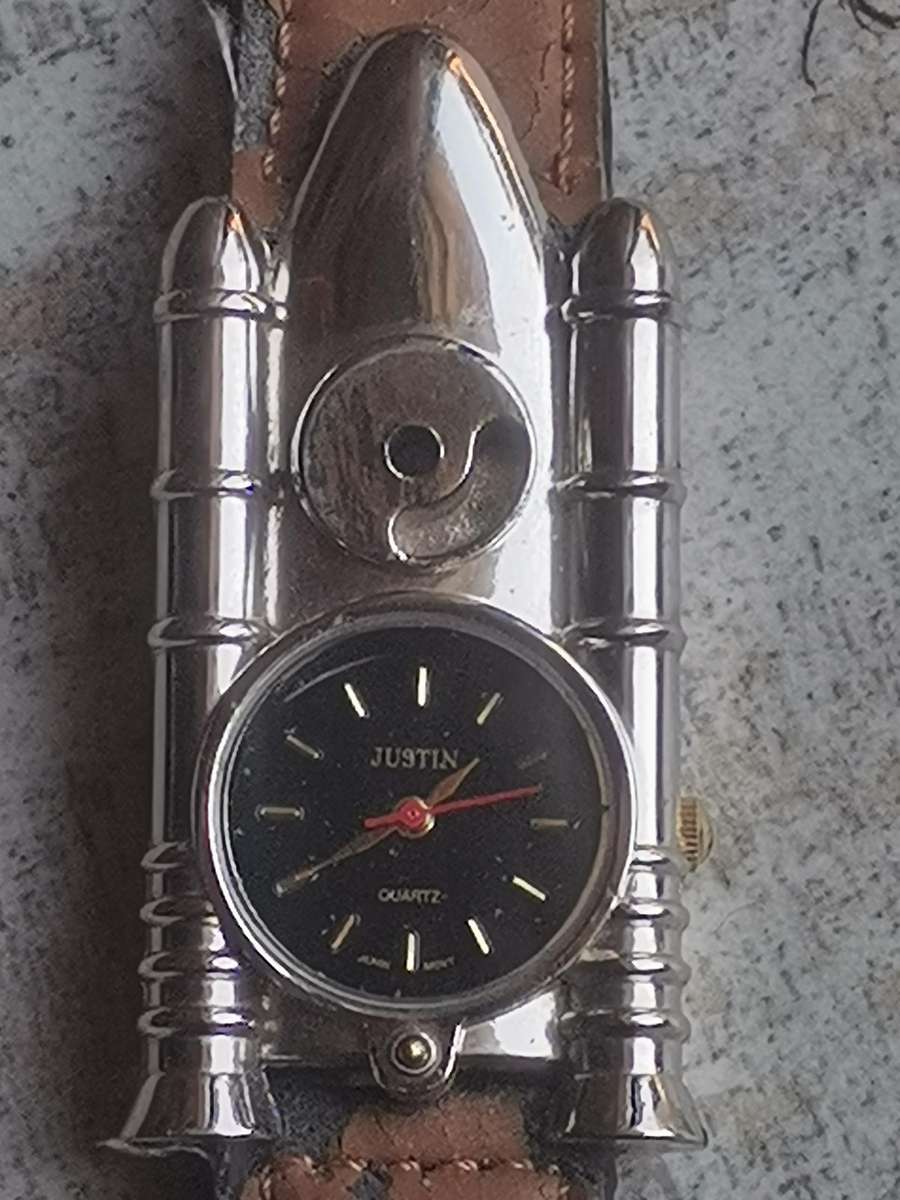 LADIES WATCH COLLECTION ALL IN EXCELLENT WORKING CONDITION - BIDDING FOR ALL 3
