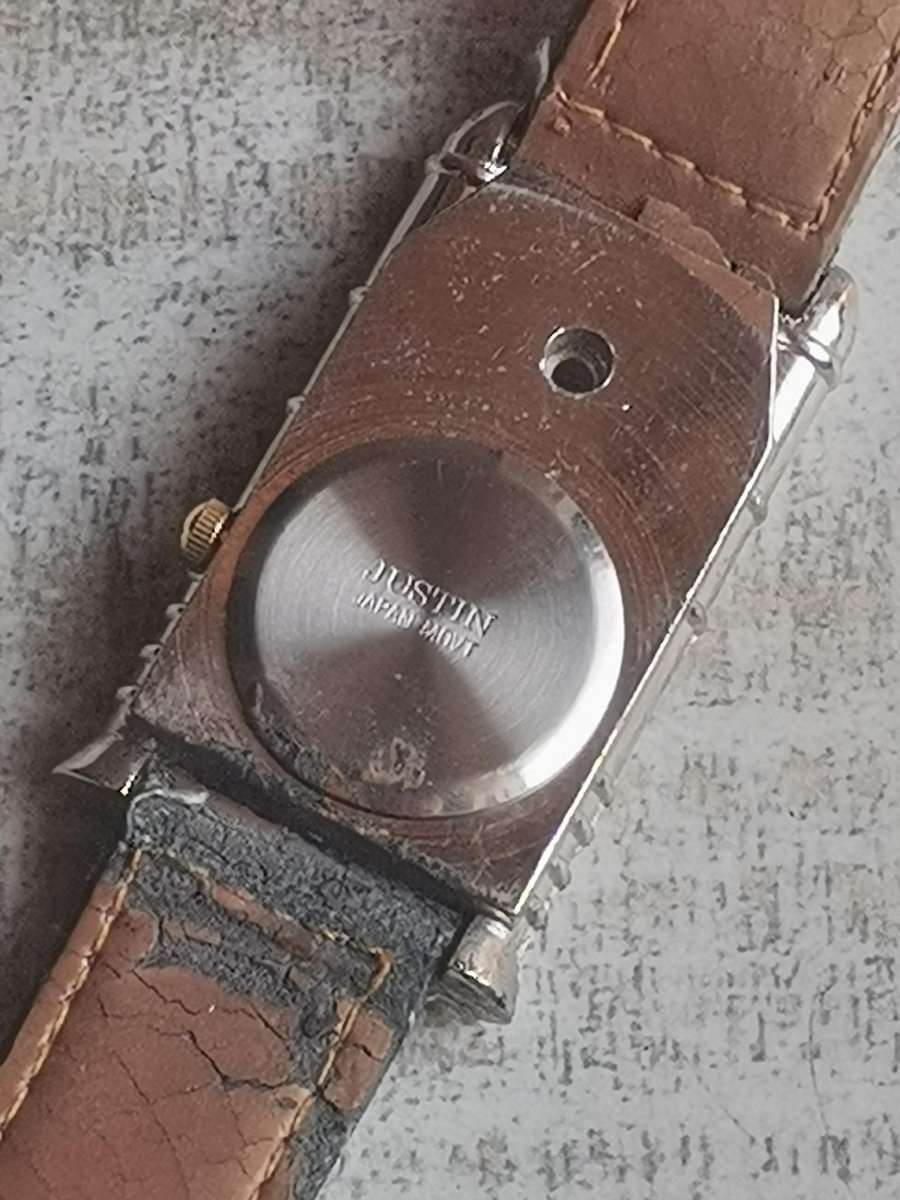 LADIES WATCH COLLECTION ALL IN EXCELLENT WORKING CONDITION - BIDDING FOR ALL 3