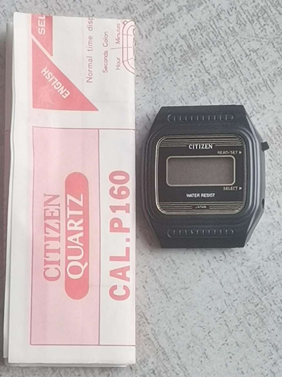 MENS VINTAGE, SCARCE AND HIGHLY COLLECTABLE CITIZEN P160 DIGITAL WATCH
