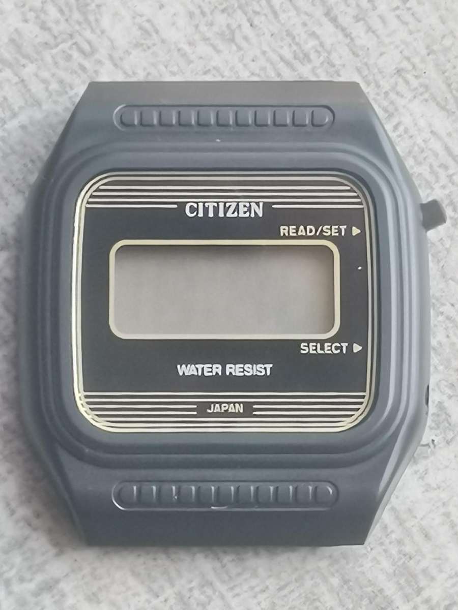 MENS VINTAGE, SCARCE AND HIGHLY COLLECTABLE CITIZEN P160 DIGITAL WATCH
