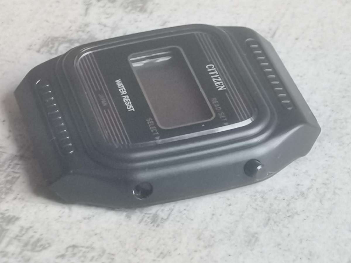 MENS VINTAGE, SCARCE AND HIGHLY COLLECTABLE CITIZEN P160 DIGITAL WATCH