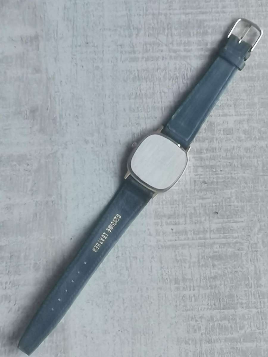 MENS VINTAGE POISE GOLD PLATED QUARTZ WATCH IN EXCELLENT WORKING CONDITION