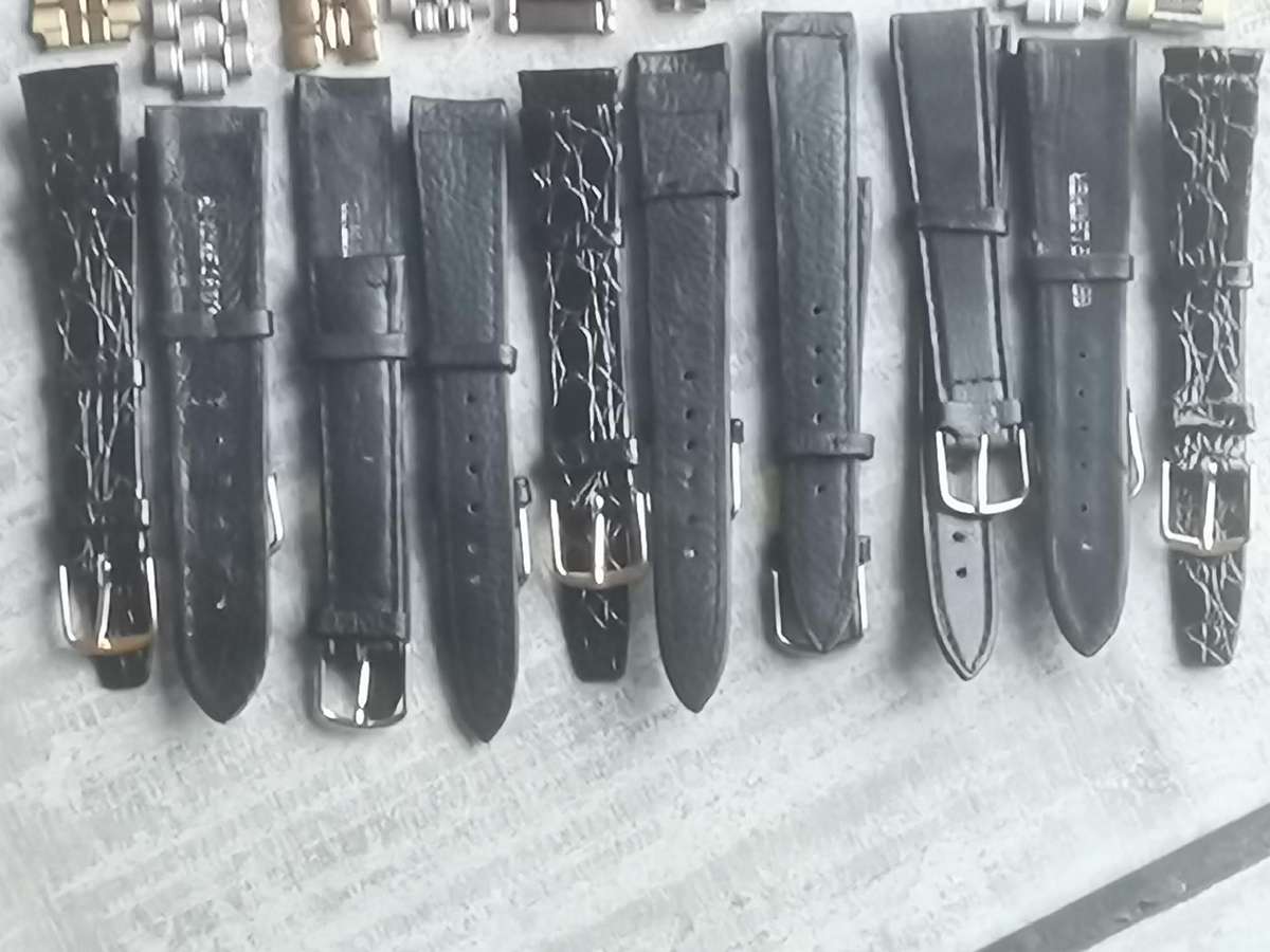 20 x WATCH STRAP COLLECTION - 10 STEEL + 10 LEATHER BIDDING FOR ALL 20 STRAPS