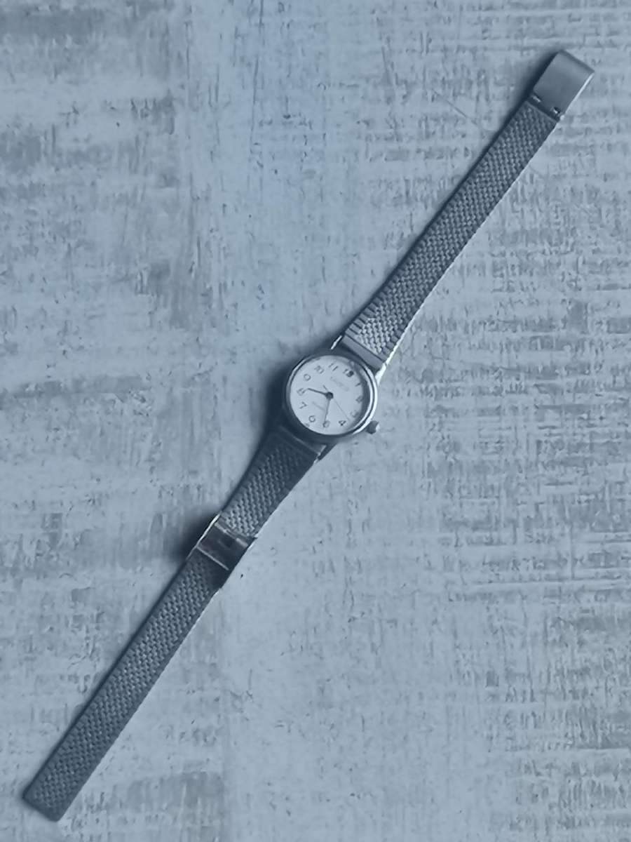 LADIES VINTAGE LANCO WATCH IN EXCELLENT WORKING CONDITION