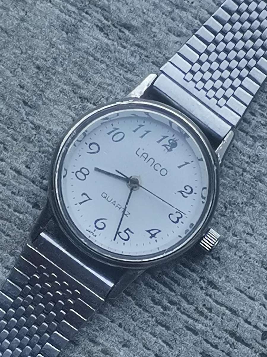 LADIES VINTAGE LANCO WATCH IN EXCELLENT WORKING CONDITION