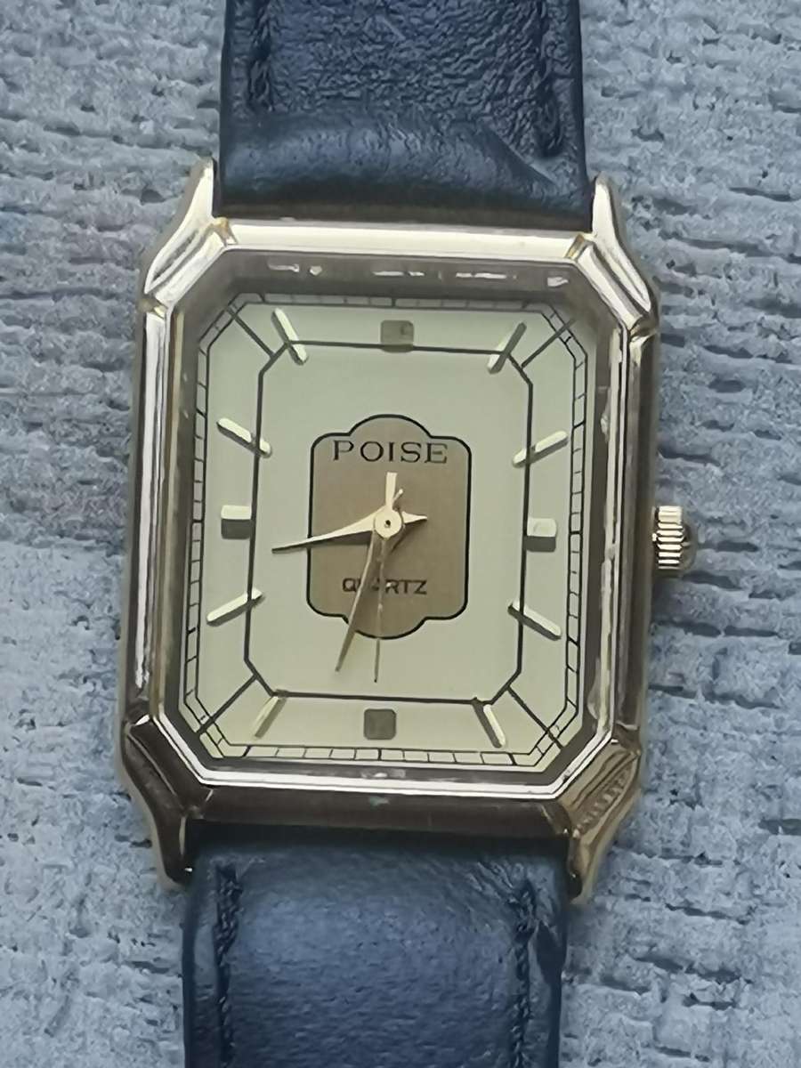 STUNNING LADIES POISE GOLD PLATED WATCH IN EXCELLENT WORKING CONDITION