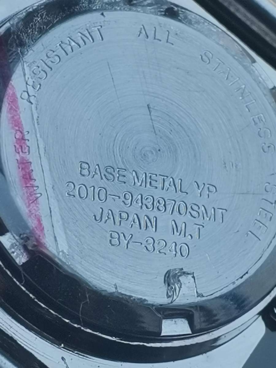 LADIES POISE STAINLESS STEEL WATCH WITH DAY/DATE FUNCTION IN EXCELLENT WORKING CONDITION